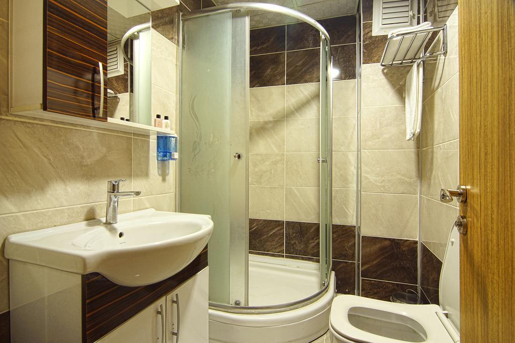 Kars Konak Hotel Екстер'єр фото